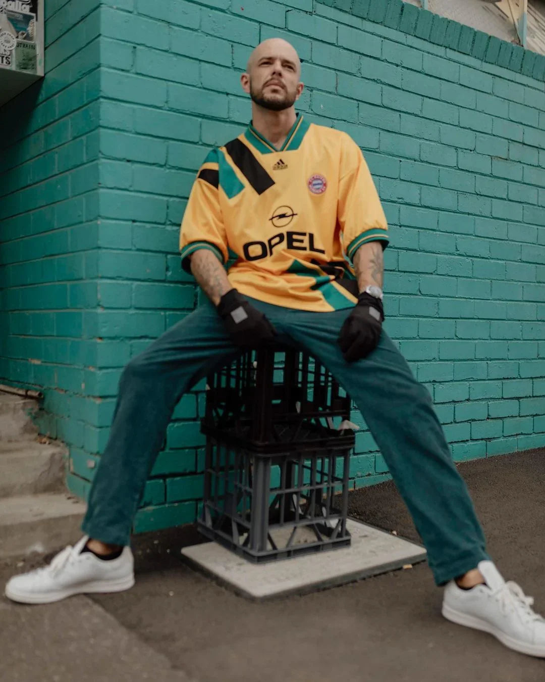 Retro Football Shirts vs Modern Kits: Sizing, Fit, and Care Guide